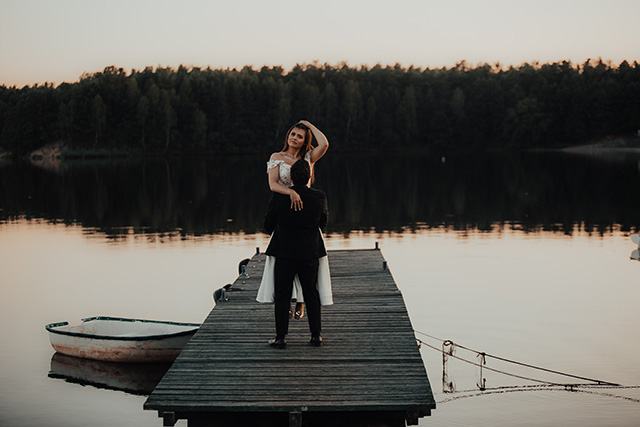 Sesja Ślubna na Podkarpaciu: TOP 6 Miejsc na Plener | Midar Studio 41 wilcza wola sesja slubna midar studio 17 Midar Studio Fotograf ślubny i Kamerzysta na wesele