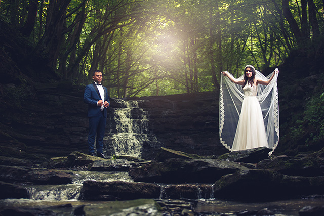 Sesja Ślubna na Podkarpaciu: TOP 6 Miejsc na Plener | Midar Studio 28 wodospad sesja slubna midar studio 4 Midar Studio Fotograf ślubny i Kamerzysta na wesele