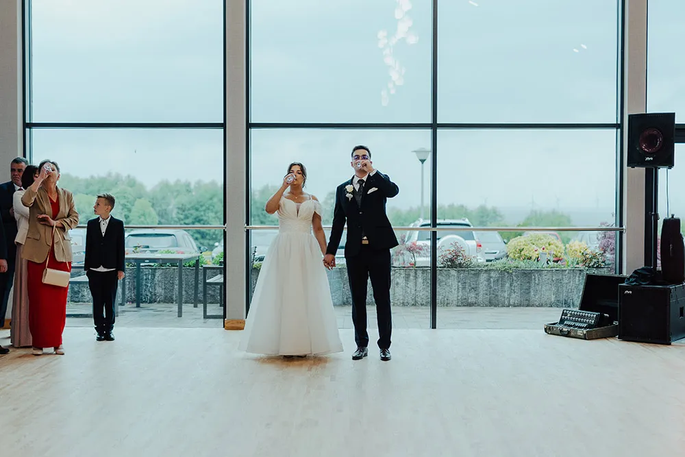 Reportaż ślubny Karoliny i Pawła - wesele Górnica Husów, sesja w Rzeszowie 106 zdjecia z wesela midar studio fotograf na wesele 103 Midar Studio Fotograf ślubny i Kamerzysta na wesele