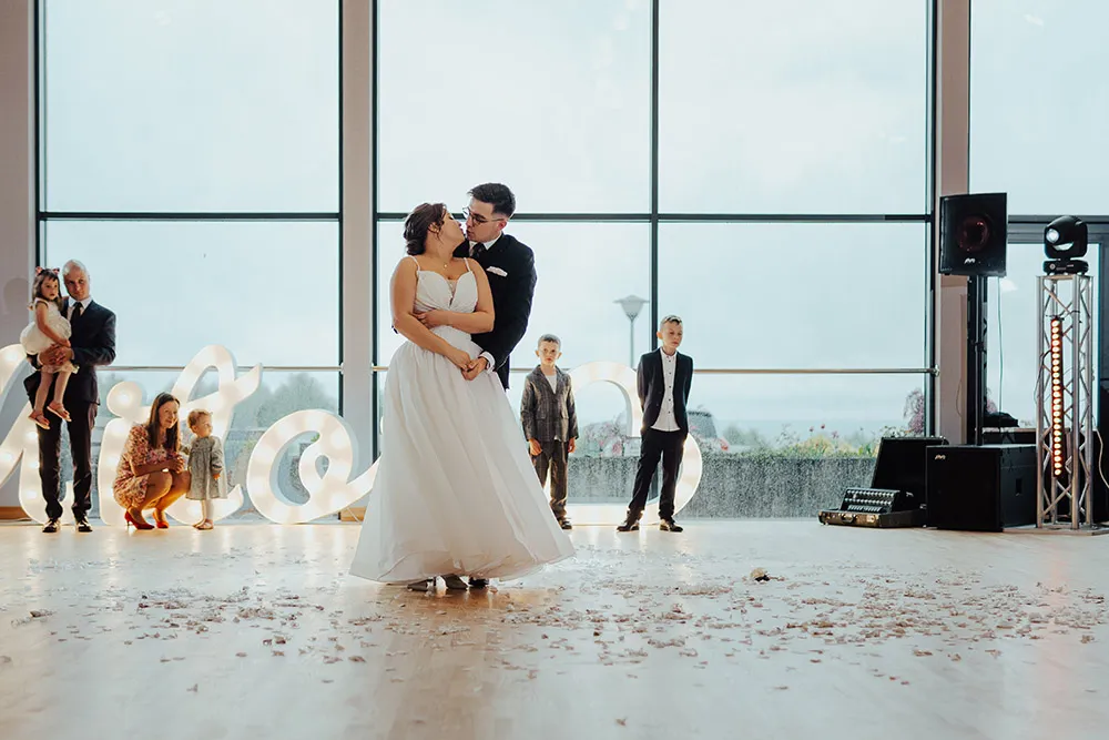 Reportaż ślubny Karoliny i Pawła - wesele Górnica Husów, sesja w Rzeszowie 118 zdjecia z wesela midar studio fotograf na wesele 115 Midar Studio Fotograf ślubny i Kamerzysta na wesele